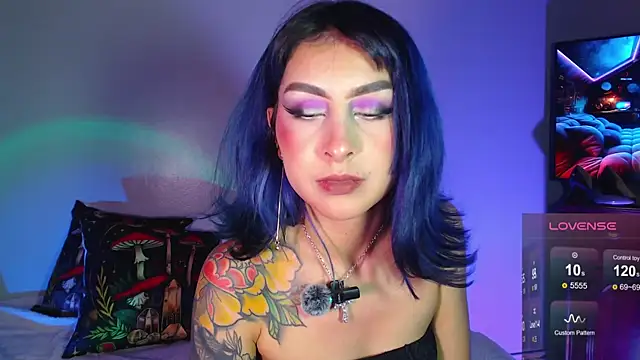 Cinamoonn online show from 02.02.25