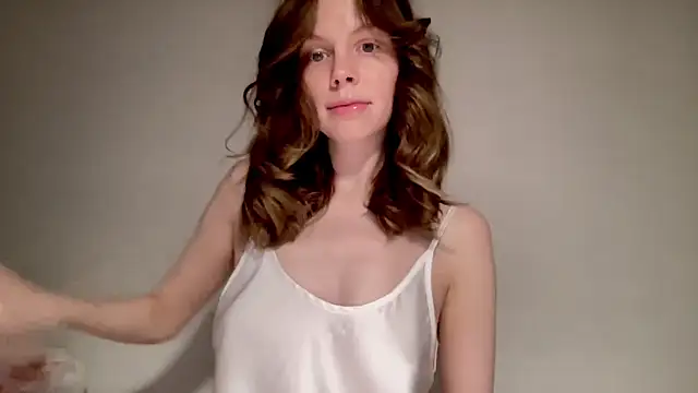 Nikki Mimimi online show from 12.14.24