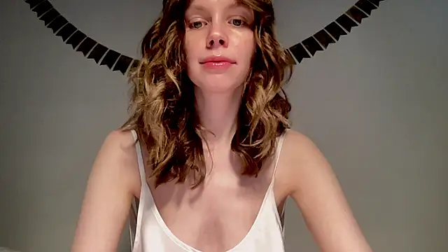 Nikki Mimimi online show from 01.03.25