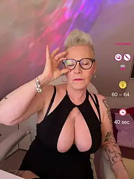 German Milf online show from 05.16.26