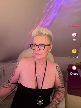 German Milf online show from 05.24.26