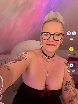 German Milf online show from 06.03.26