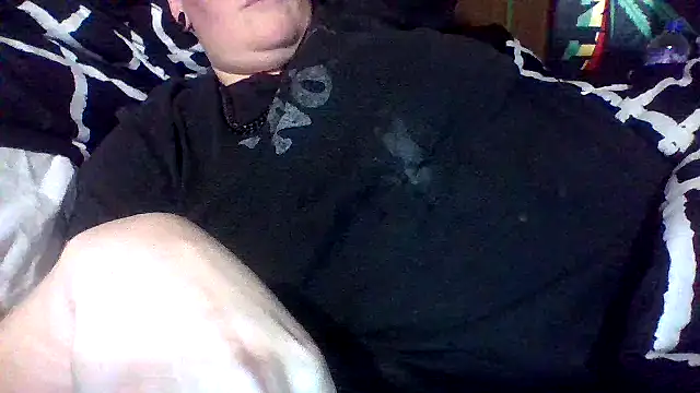 Snapshot of Mhunt666 chatting on 03.08.26 Mhunt666 online show from 03.08.26