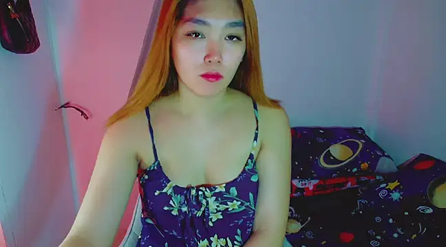 TR4NSCUTI3 online show from 12.07.24