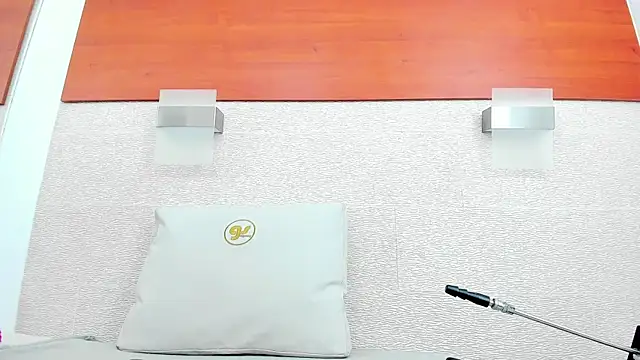 Snapshot of allice_green chatting on 10.02.25 allice green online show from 10.02.25