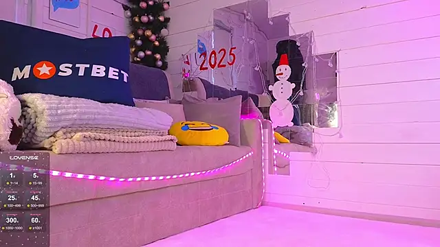 Misss Vikk online show from 12.21.24