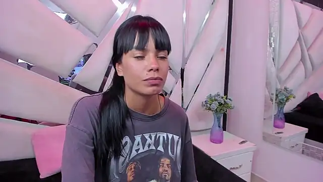 kylie seex online show from 06.17.26