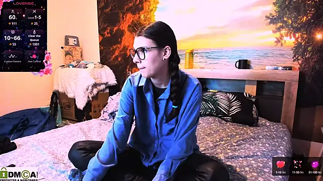 Snapshot of MollyLollipop chatting on 01.22.25 MollyLollipop online show from 01.22.25