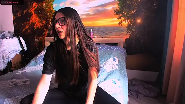 Snapshot of MollyLollipop chatting on 03.13.25 MollyLollipop online show from 03.13.25