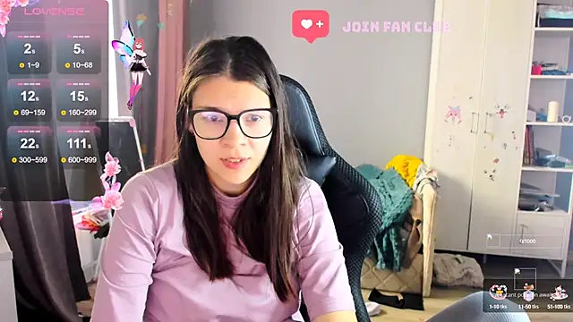 Snapshot of MollyLollipop chatting on 10.09.25 MollyLollipop online show from 10.09.25