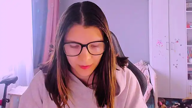 MollyLollipop online show from 05.25.26