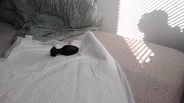 Snapshot of Fist-my-ass chatting on 03.20.25 Fist-my-ass online show from 03.20.25