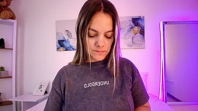Isabella Harley online show from 06.15.26
