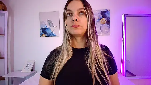 Isabella Harley online show from 06.19.26