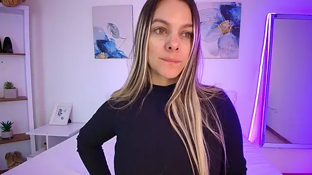 Isabella Harley online show from 07.15.26