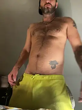 Snapshot of GhetTOfag_ chatting on 10.26.25 GhetTOfag online show from 10.26.25