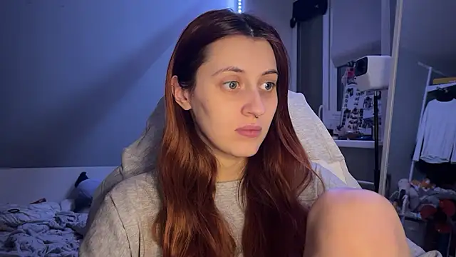 Uniarten online show from 11.21.25