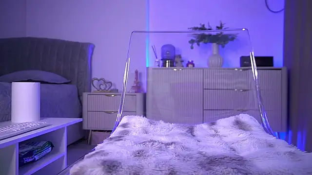 lildiaa online show from 06.30.26