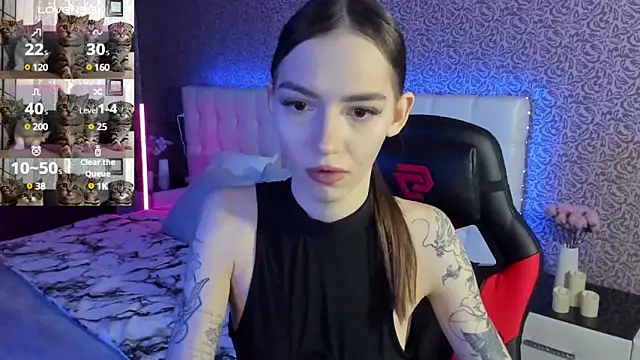 SophieCatty online show from 02.04.25