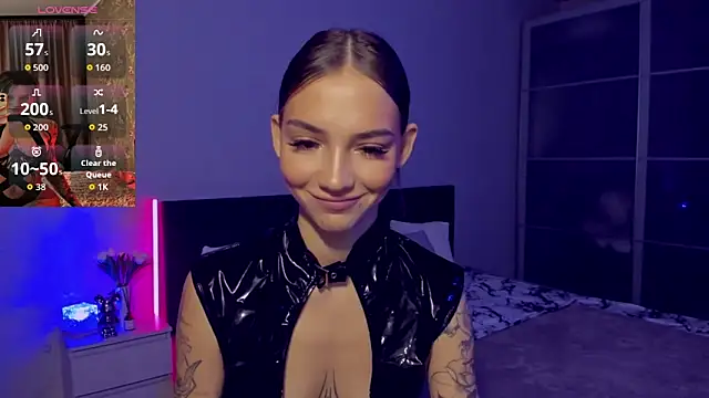 SophieCatty online show from 10.17.25