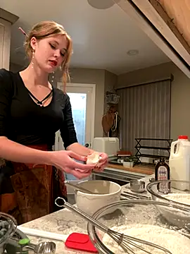 Snapshot of AnnaGingerDD chatting on 12.01.25 AnnaGingerDD online show from 12.01.25