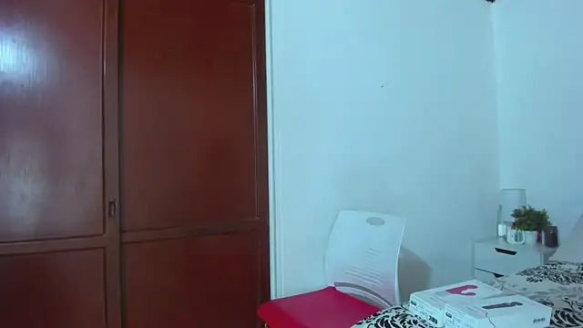 ZulyMichels online show from 01.24.25