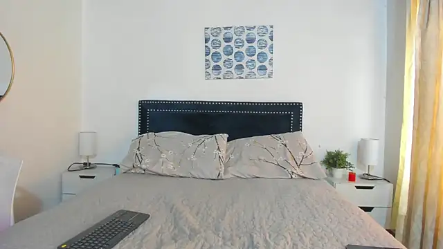 ZulyMichels online show from 12.02.25