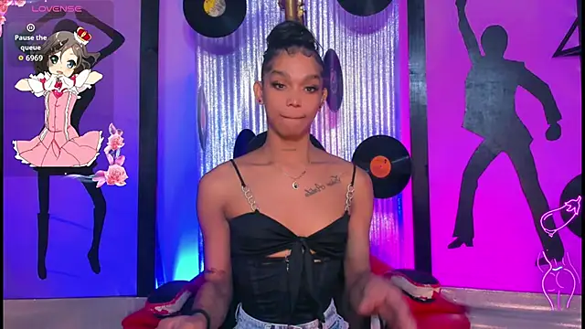 nickyminach  online show from 07.03.26