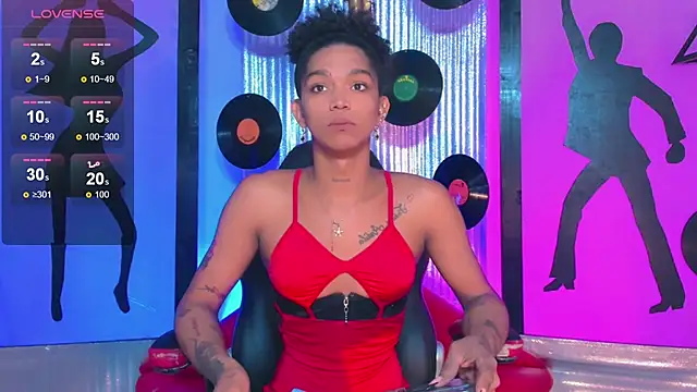 nickyminach  online show from 08.08.26