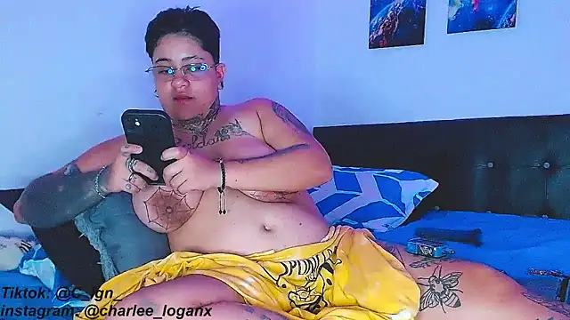 Snapshot of Techno_420_ chatting on 01.25.25 Techno 420 online show from 01.25.25