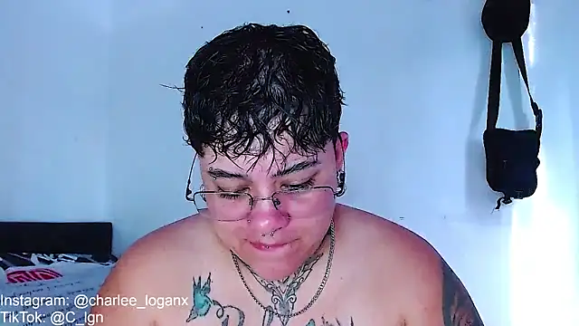 Snapshot of Techno_420_ chatting on 03.22.25 Techno 420 online show from 03.22.25