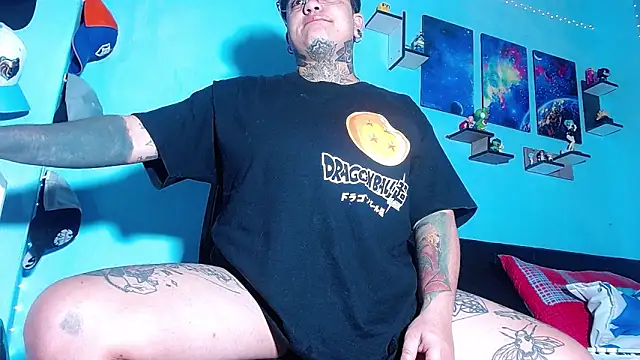 Snapshot of Techno_420_ chatting on 12.14.25 Techno 420 online show from 12.14.25