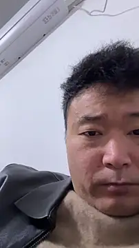 Snapshot of S00 chatting on 11.17.25 S00 online show from 11.17.25