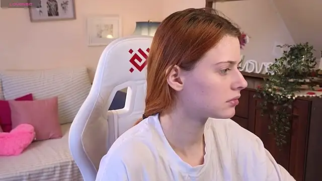 doll lesli online show from 03.15.25