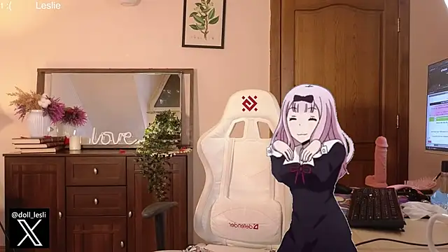 doll lesli online show from 03.18.25