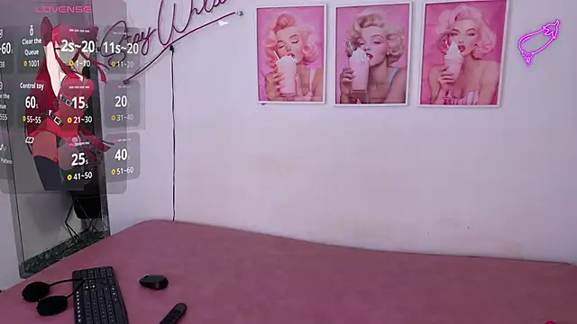 Adele LatinLady online show from 04.22.26