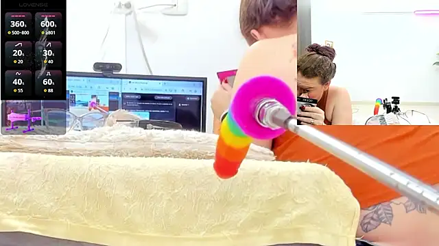 Paulina Davis  online show from 02.03.26