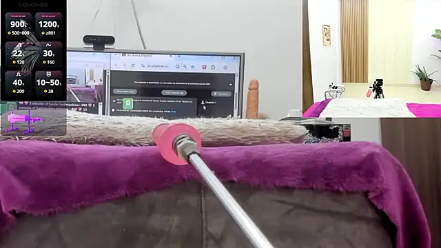 Paulina Davis  online show from 06.07.26