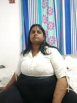 SusanaEshwar online show from 07.17.26