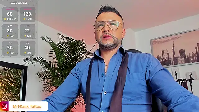 Snapshot of MrFrank_tattoo chatting on 12.15.24 MrFrank tattoo online show from 12.15.24