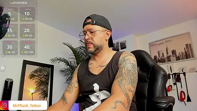 Snapshot of MrFrank_tattoo chatting on 01.09.25 MrFrank tattoo online show from 01.09.25