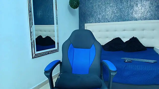 oliver  brown online show from 09.20.25