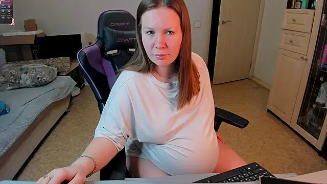 Snapshot of stella_vestal chatting on 03.29.26 stella vestal online show from 03.29.26