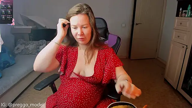 Snapshot of stella_vestal chatting on 04.12.26 stella vestal online show from 04.12.26