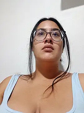 Snapshot of ZabathMiller chatting on 09.29.25 ZabathMiller online show from 09.29.25