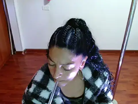 Snapshot of Anitta_muscle chatting on 03.13.25 Anitta muscle online show from 03.13.25