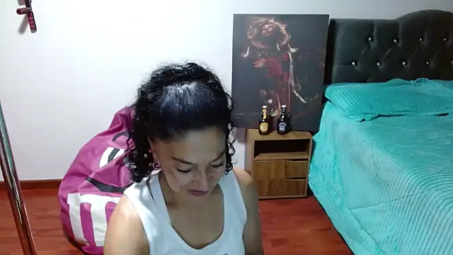 Anitta muscle online show from 11.20.25