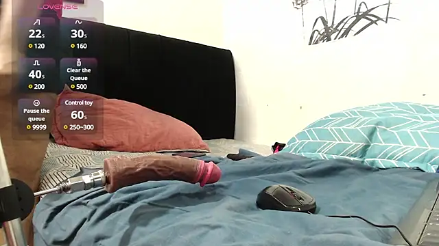 Snapshot of Kattara_Becky_ chatting on 12.13.24 Kattara Becky online show from 12.13.24