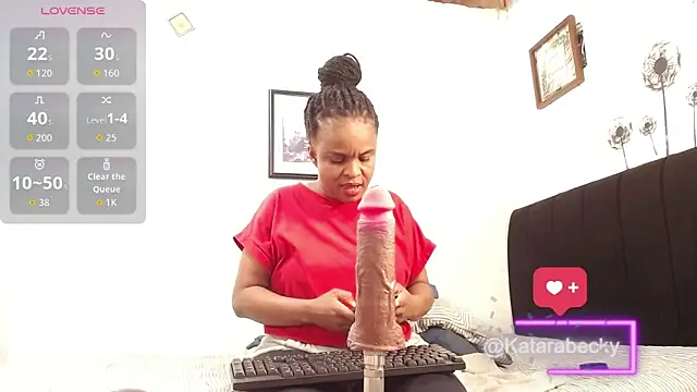 Snapshot of Kattara_Becky_ chatting on 11.27.25 Kattara Becky online show from 11.27.25