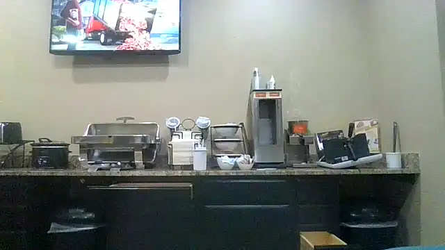 Snapshot of Hornybbw1978 chatting on 02.04.25 Hornybbw1978 online show from 02.04.25